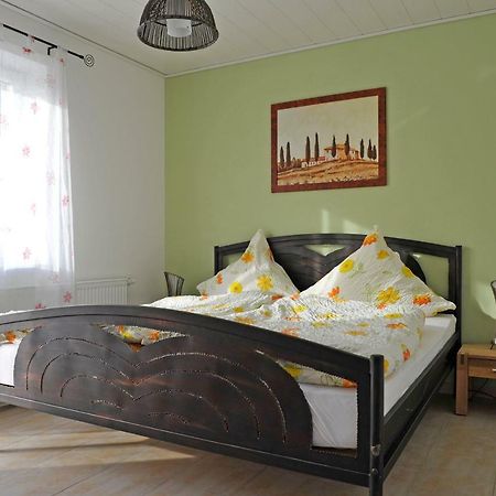 Gaestehaus Vinaria Kinheim Luaran gambar